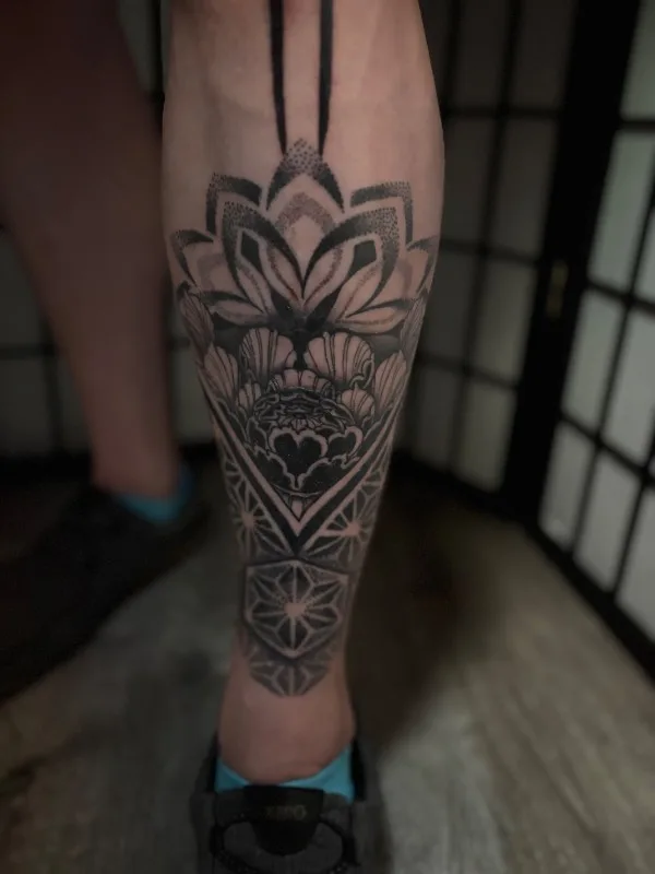 Black and gray realism tattoo by Isaac Mackenzie at TNT Tattoo Aiea, Hawaii — piece 20